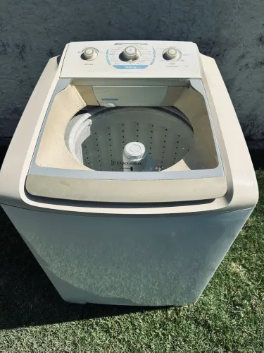 Máquina de lavar Electrolux 12kg