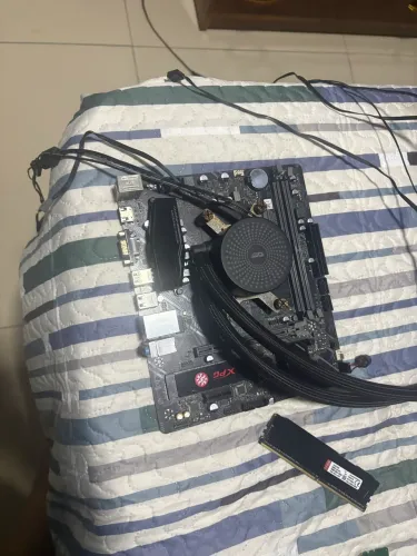 Kit placa mãe am4 ryzen 5500 e 16gb ram