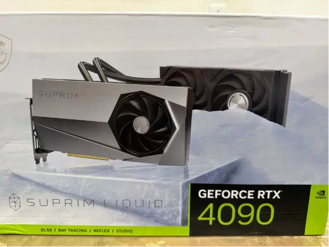 RTX 4090 - MSI SUPRIM LIQUID