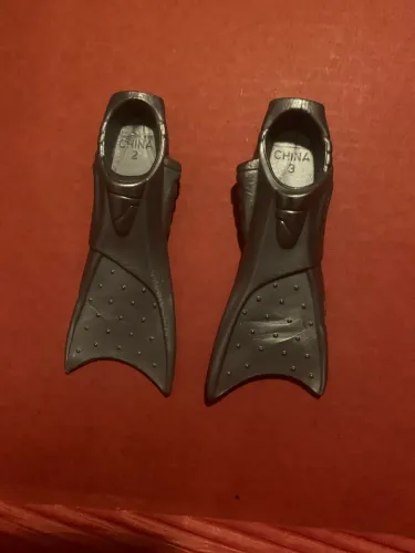 Pé de pato do boneco Max Steel