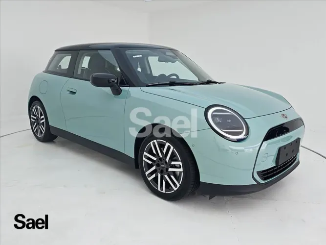 Mini Cooper E 3P (elétrico) 2026