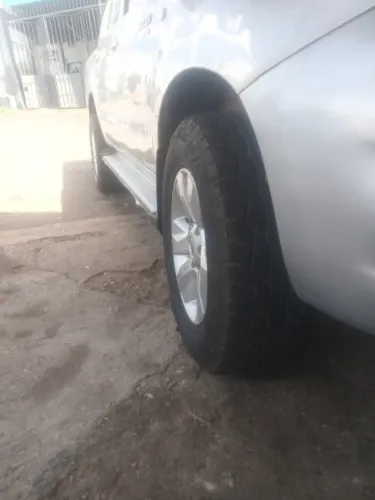 Toyota Hilux CD D4-d 4X2 2.5 16V 102cv TB Dies. 2007