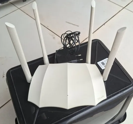 Roteador Wi-Fi de banda dupla Tenda Ac5 V3.0 Ac1200