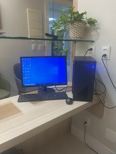 Computador DESKTOP Seminovo