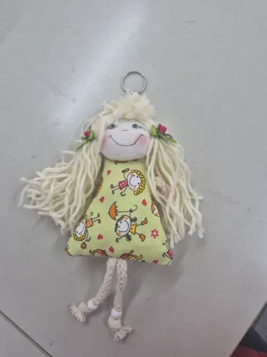 Mini chaveiro Boneca de pano