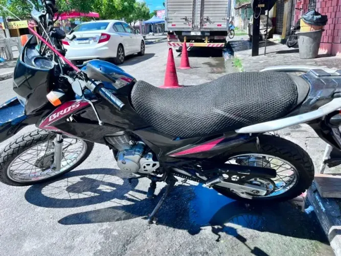 Honda NXR 125 Bros ES 2013 - Apenas 11.561 km
