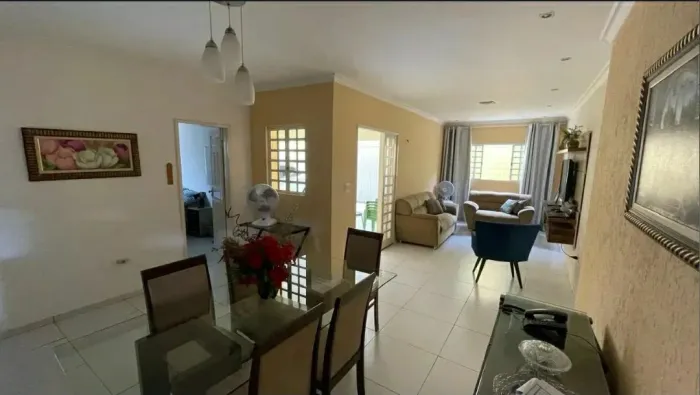 Casa na Santa Maria de 3 quartos a venda