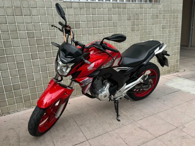 Cb twister abs 2021