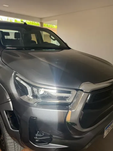 Toyota Hilux CD SRX Plus 4X4 2.8 TDI Die. Aut. 2025