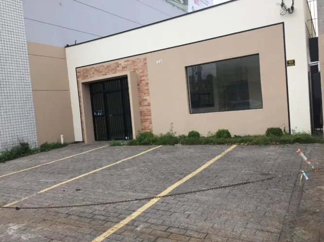 Imóvel Comercial com 5 Quartos e 3 banheiros à Venda, 186 m² por R$ 2.700.000