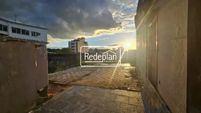Terreno à Venda - 432m² - Excelente Localização - Bairro São João - Volta Redonda/RJ