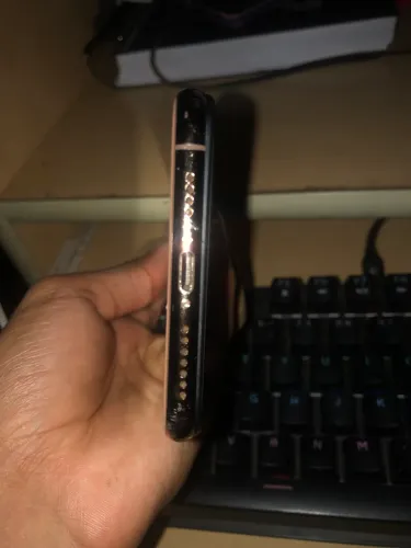 iPhone XS Max (com defeito)