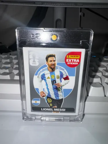 Figurinha da copa Legends Messi e Valverde Originais
