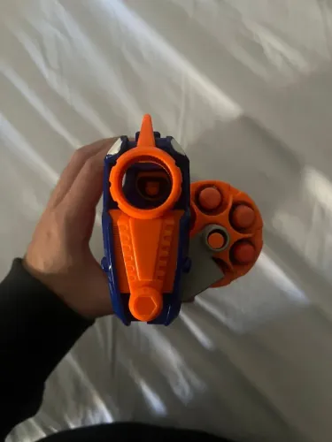 Lançador Nerf Elite N-Strike + 6 dardos de elite