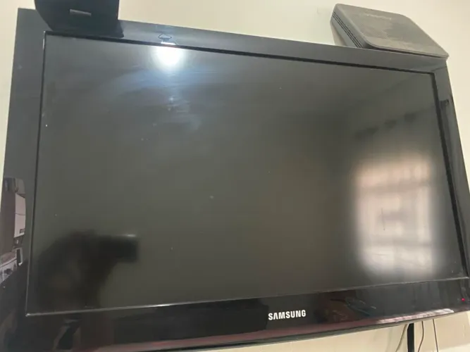 Tv Samsung 32 pol, não e smart,funcionando tudo