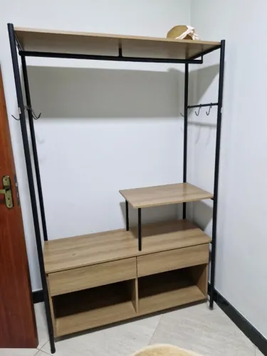 Armário estilo closet para roupas