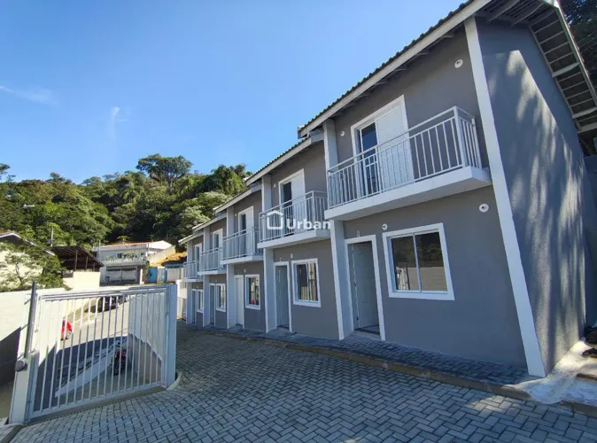 Casa à venda em Cotia, Centro, com 2 quartos, com 47 m², Residencial Gaivota