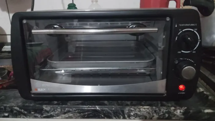 Forninho elétrico Black Decker 110v funcionando
