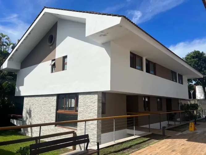 Poço da Panela | 258m | 4 suítes