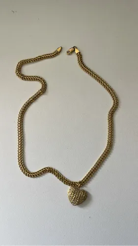 Cordão em ouro