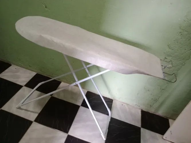 Mesa de passar roupa 