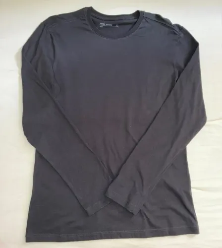 Camiseta manga longa Pool Basics preta tam M - nunca usada