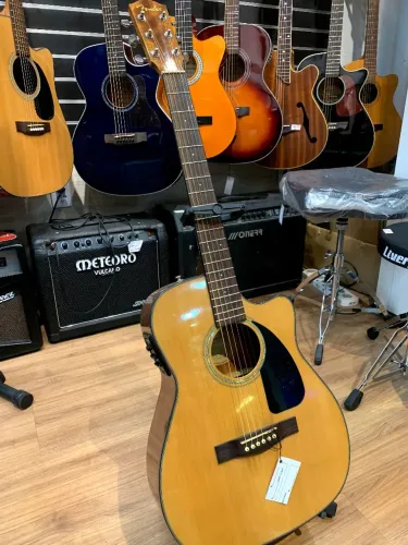 Violão fender