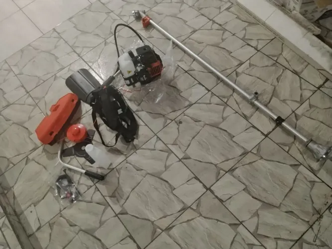 Roçadeira nova