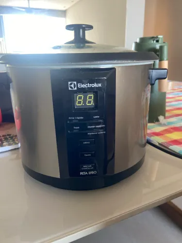 Panela Elétrica Electrolux ECC20 Rita Lobo 3L Digital 127V