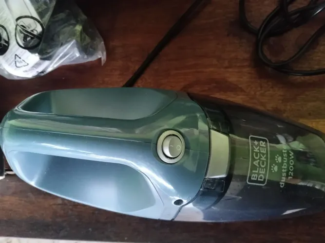 Aspirador de pó portátil Black Decker
