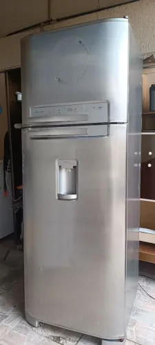 Geladeira Electrolux