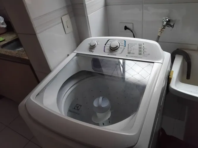 Máquina de lavar eletroluz 13 kg
