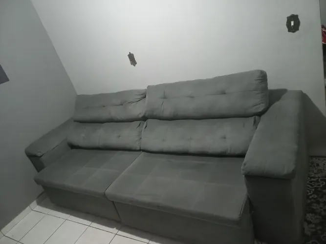 Vende se Sofá Semi Novo