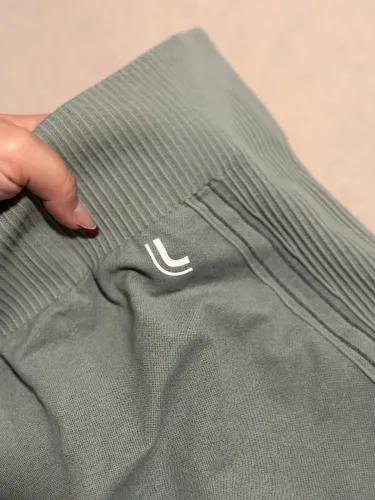 Roupa de academia leg lupo original GG
