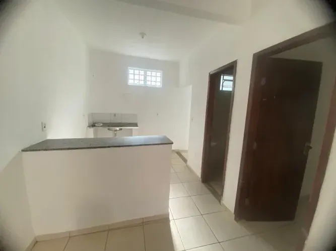 Aluga-se APTO NO TÉRREO 2 QTS - Setor Leste - Gama/DF