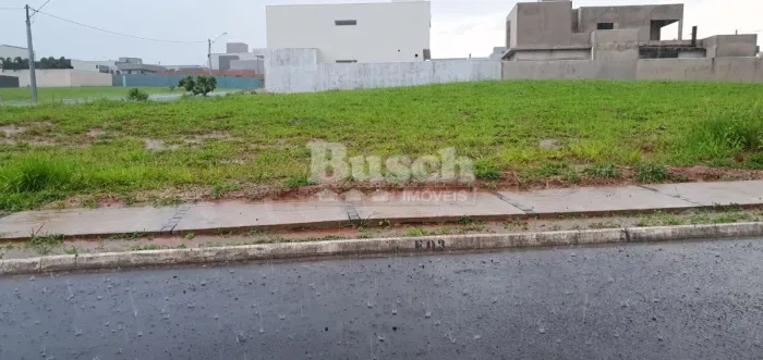Terreno para venda com 252 m² em Villa De Leon 1 , Piratininga - SP