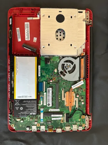 Placa Notebook Asus Z450L (Sem HD e SSD) - Para retirada de peças ou consertos