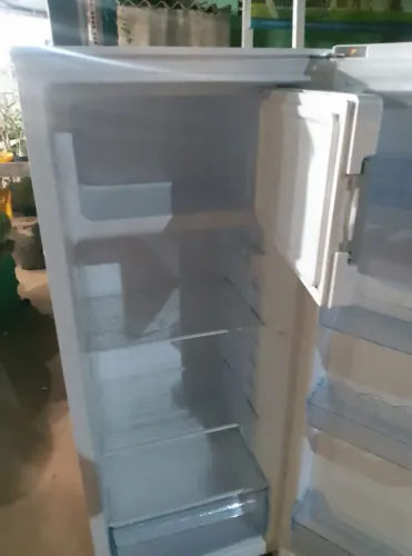 Geladeira semi zero
