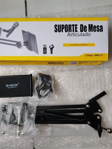 Suporte de mesa articulado para tablets e microfones