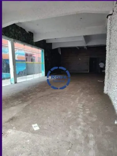 LOJA NO EMBARÉ