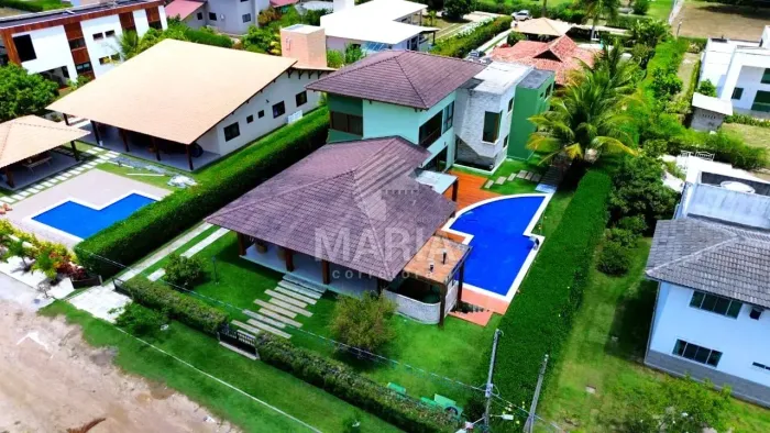 Casa de alto padrão à venda no Gravatá Country - SAIRÉ/PE! DE 3.500.000,00 POR 2.500.000,0