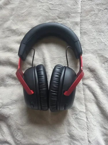 HyperX Cloud III Wireless - Headset Gamer Sem Fio, Vermelho e Preto