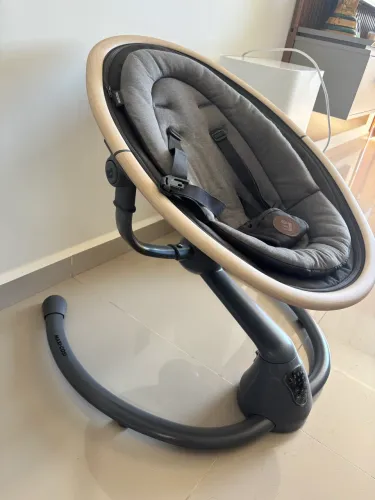 Vendo cadeira de balanço maxi cosi 