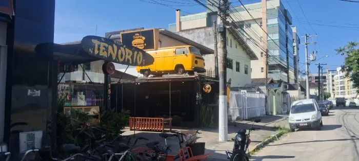 ARRENDO HAMBURGUERIA completa