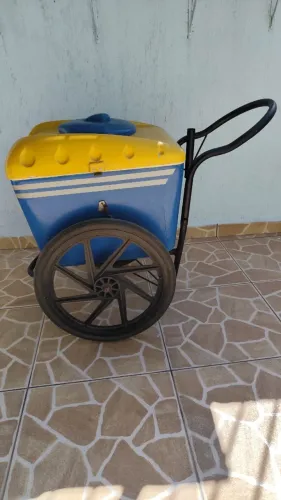 Carrinho Térmico Thermototal T350 com Placas de Gelo - Ideal para Eventos e Vendas