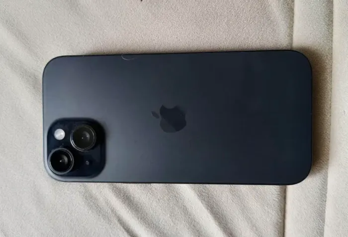 iPhone 15 Preto com 256 gigas