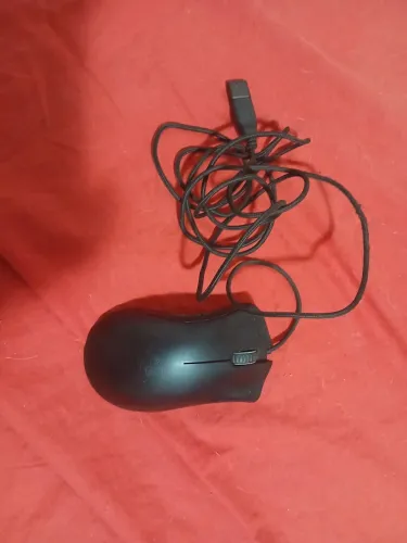 Mouse Razer Deathadder 2013 - vendendo por motivos de mudança