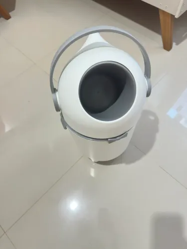 Lixeira Antiodor para Fraldas - Estado de Nova