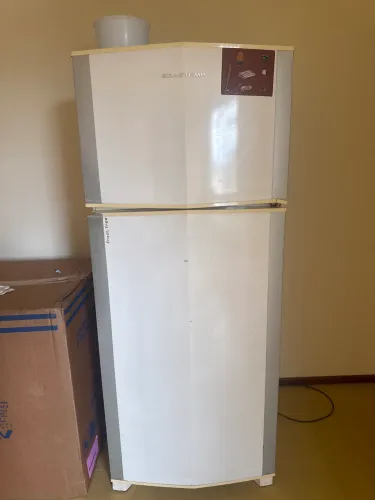 Geladeira para conserto