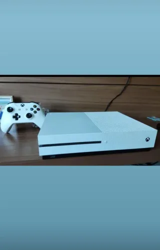 Xbox One S 1 TB de memória